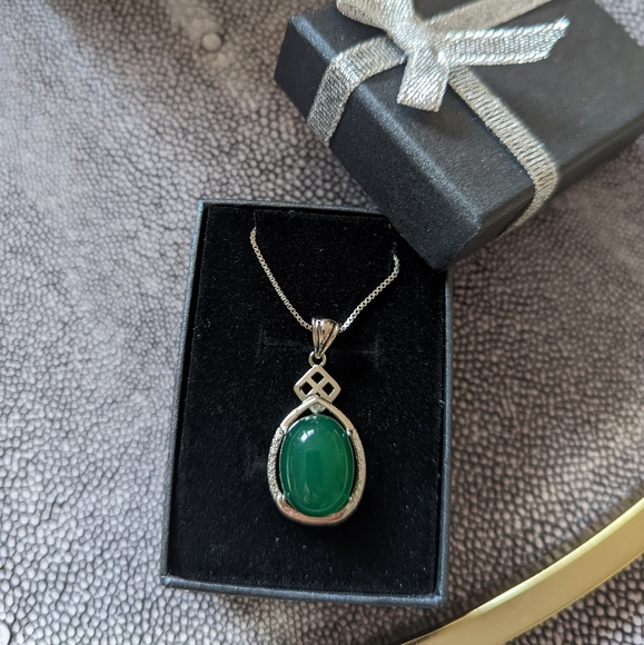 Jewelry - .925 Natural Malachite Stone Necklace